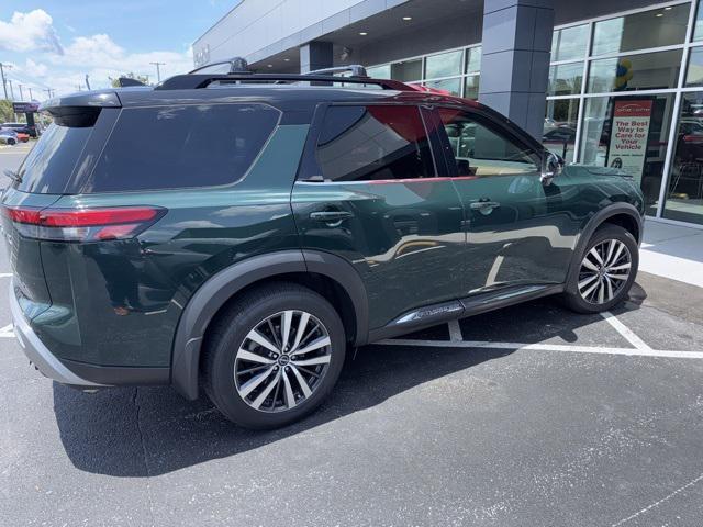 used 2022 Nissan Pathfinder car, priced at $37,900