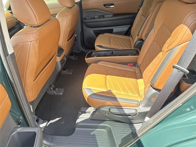 used 2022 Nissan Pathfinder car, priced at $37,900