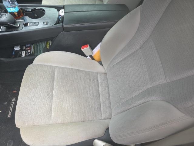 used 2021 Nissan Rogue car, priced at $21,900