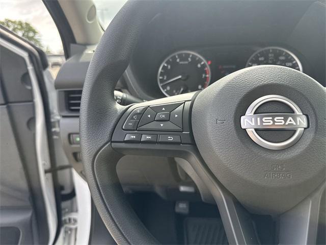 new 2025 Nissan Sentra car, priced at $21,981