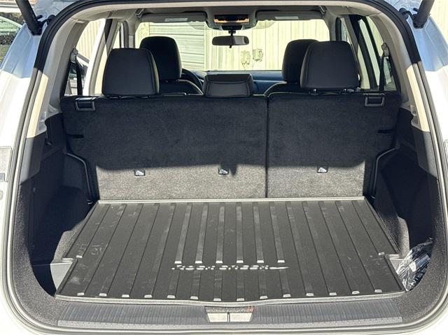 new 2025 Nissan Rogue car, priced at $33,634
