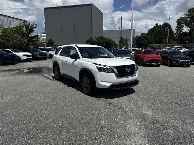 new 2025 Nissan Pathfinder car, priced at $37,492