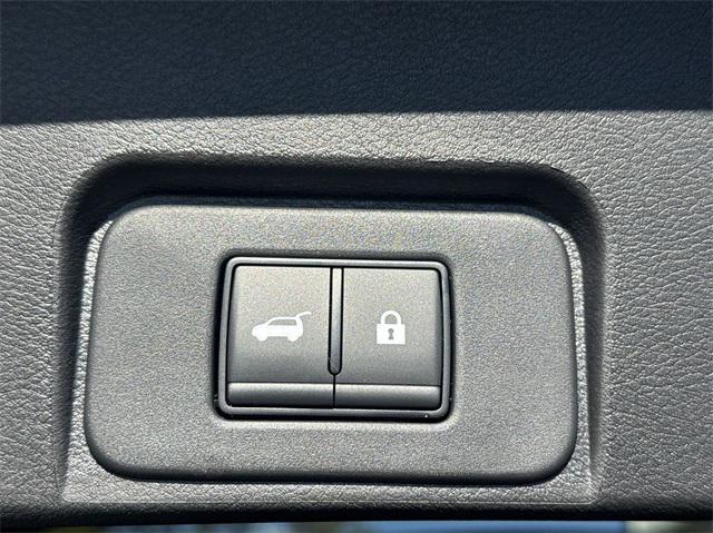 new 2025 Nissan Rogue car, priced at $33,252