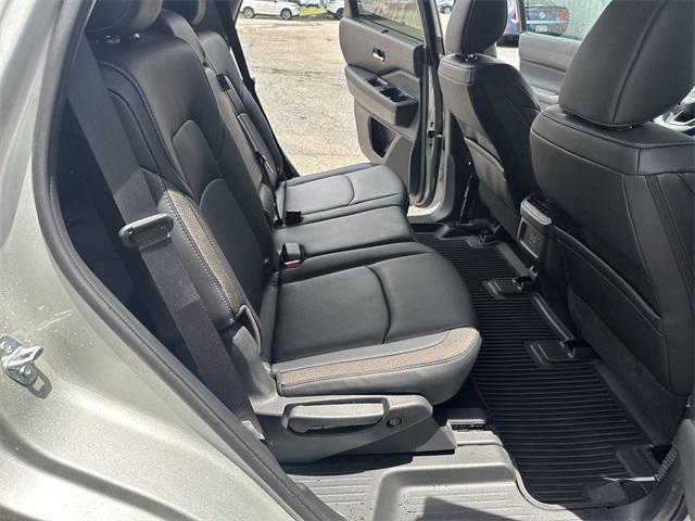 used 2025 Nissan Pathfinder car, priced at $44,900