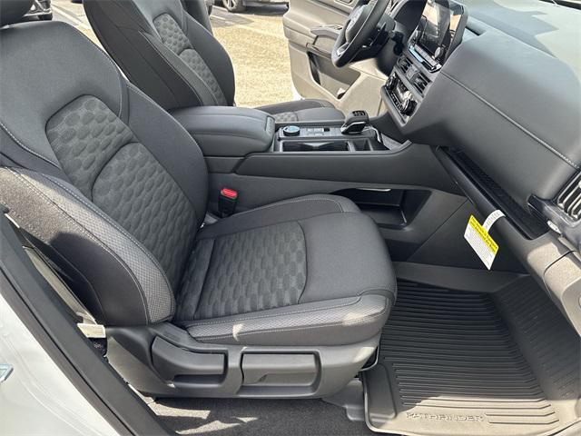 new 2025 Nissan Pathfinder car, priced at $37,492