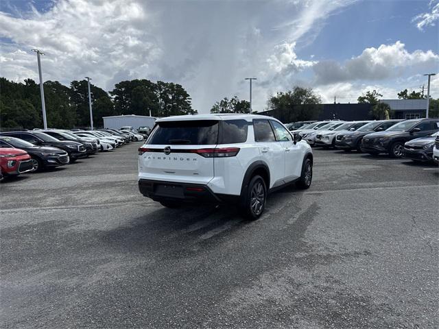 new 2025 Nissan Pathfinder car, priced at $37,492