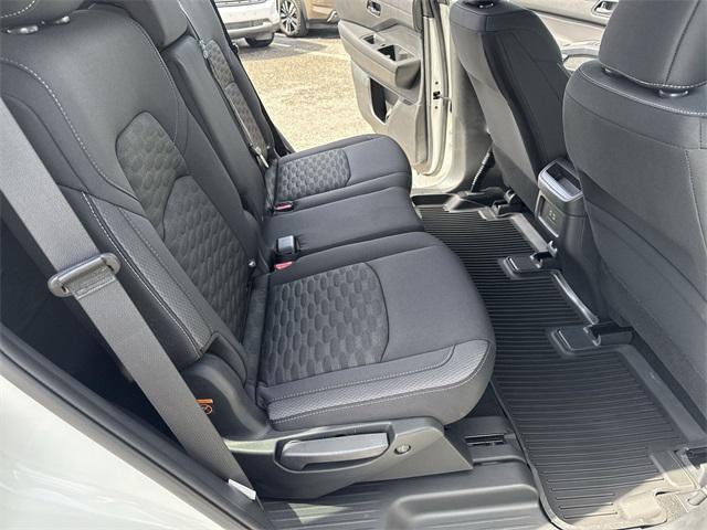 new 2025 Nissan Pathfinder car, priced at $37,492