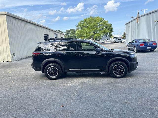 new 2025 Nissan Pathfinder car, priced at $43,010