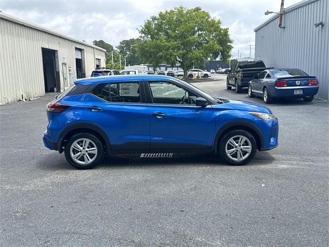 new 2025 Nissan Kicks car, priced at $23,024