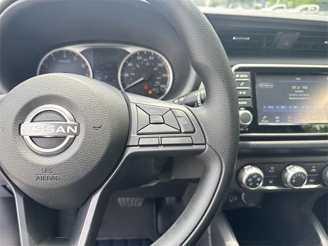 new 2025 Nissan Kicks car, priced at $23,024