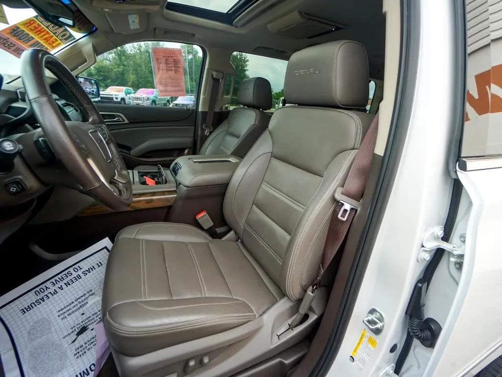 used 2019 GMC Yukon car, priced at $35,844