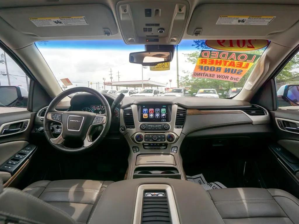 used 2019 GMC Yukon car, priced at $35,844