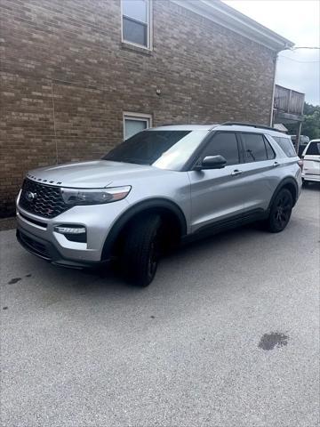 used 2023 Ford Explorer car, priced at $52,944