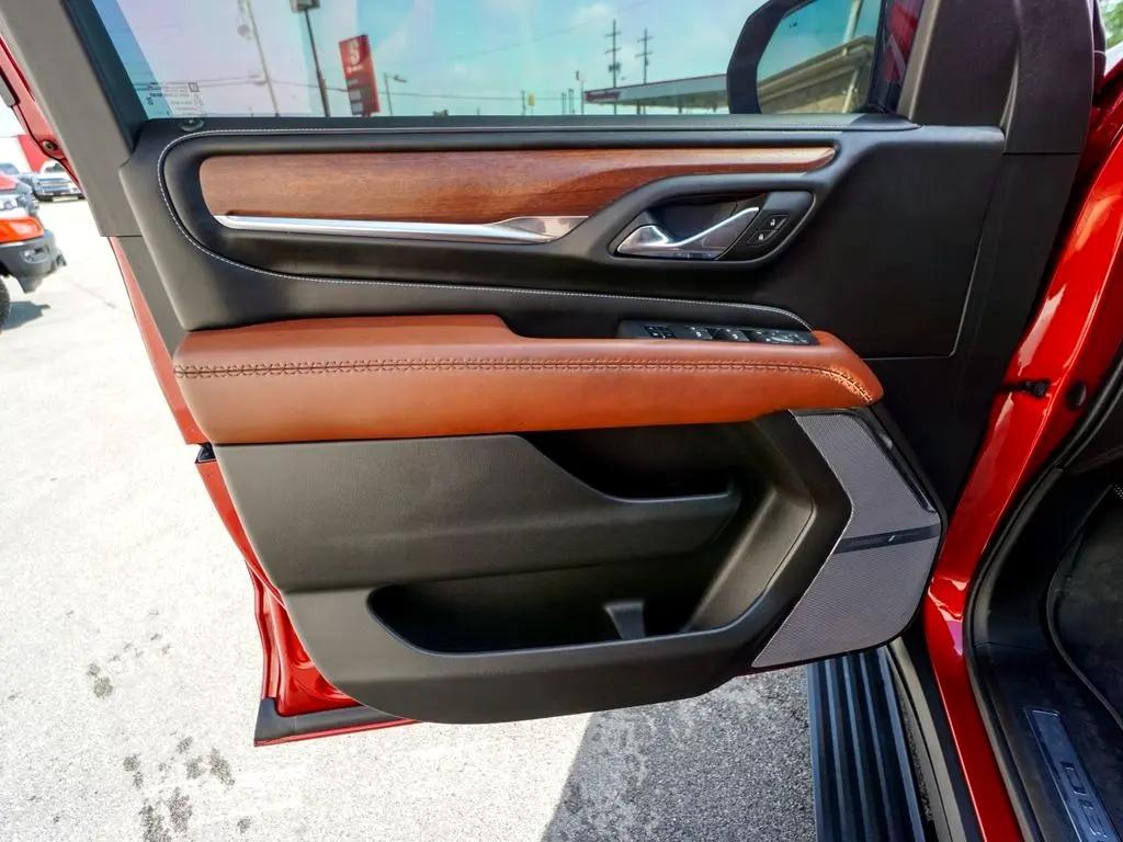 used 2023 GMC Yukon car, priced at $81,344