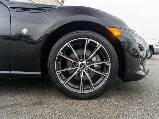 used 2017 Toyota 86 car, priced at $20,644