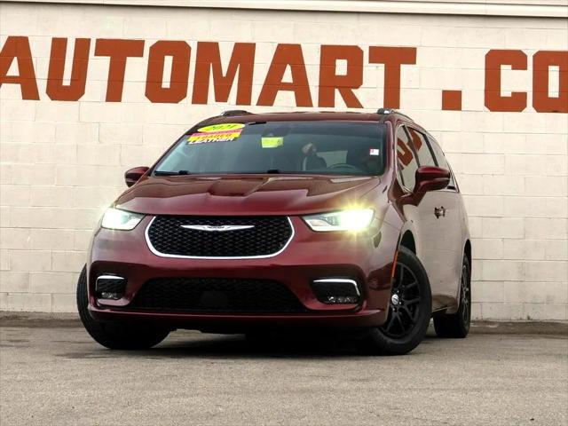 used 2021 Chrysler Pacifica car, priced at $19,244