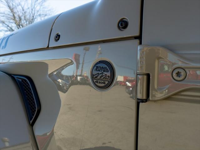 used 2022 Jeep Gladiator car, priced at $35,744