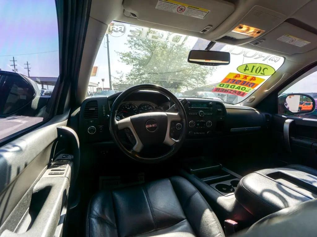 used 2014 GMC Sierra 2500 car, priced at $39,744