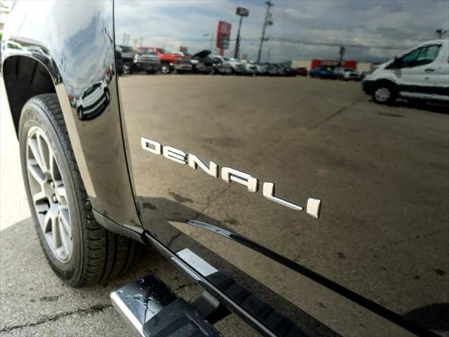 used 2021 GMC Canyon car, priced at $37,144