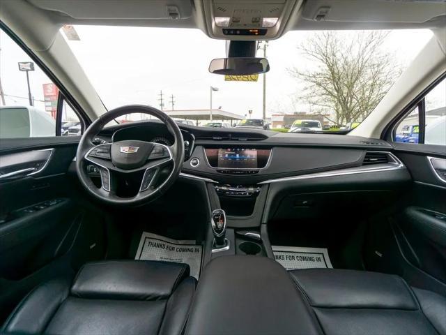used 2017 Cadillac XT5 car, priced at $21,344