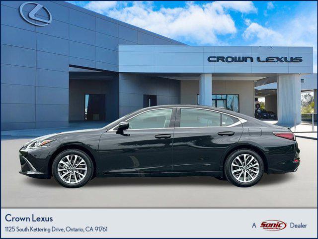 new 2025 Lexus ES 350 car, priced at $43,835