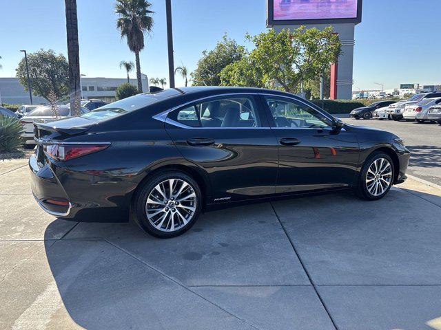 used 2021 Lexus ES 300h car, priced at $33,998