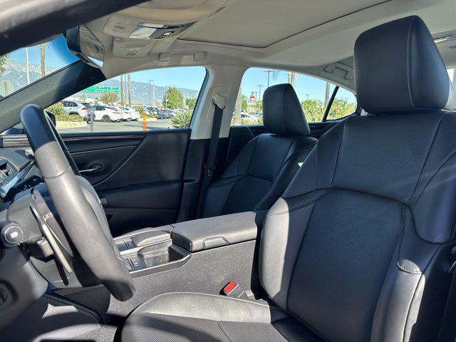 used 2021 Lexus ES 300h car, priced at $33,998