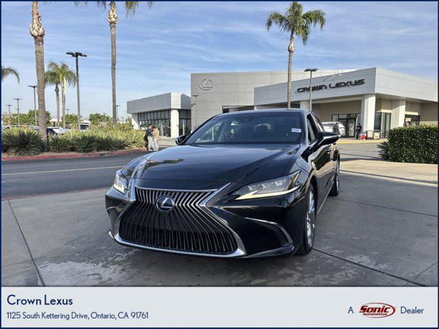 used 2019 Lexus ES 300h car, priced at $28,499