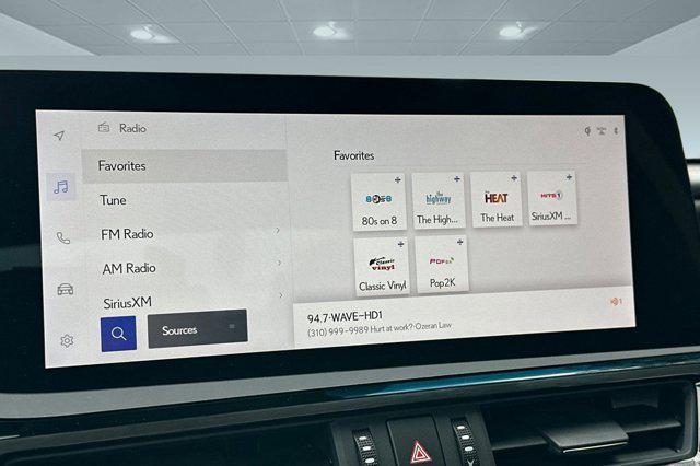 used 2025 Lexus ES 300h car, priced at $40,897