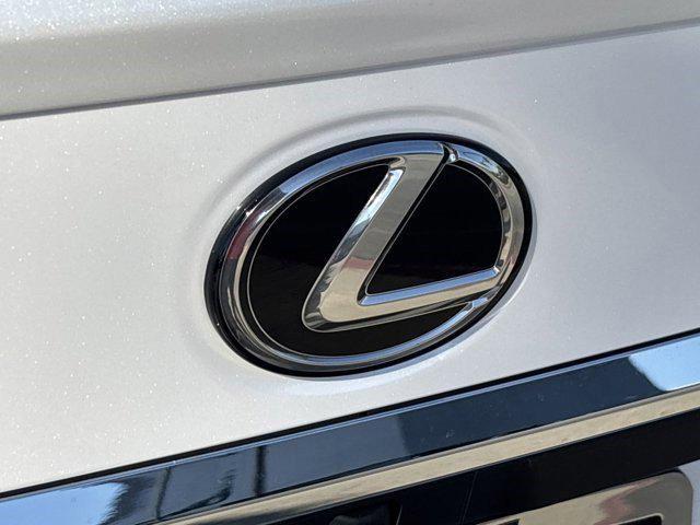 new 2025 Lexus ES 300h car, priced at $58,054