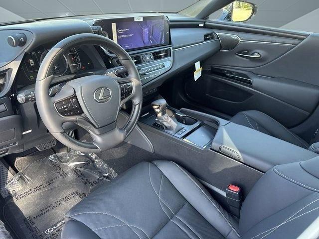 new 2025 Lexus ES 300h car, priced at $58,054