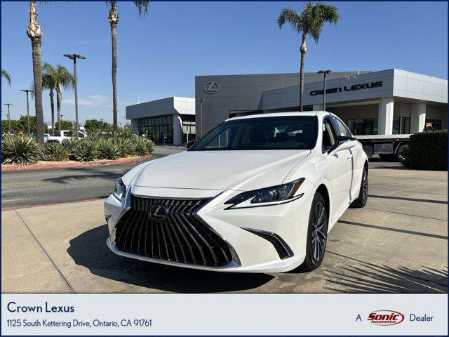 new 2025 Lexus ES 300h car, priced at $49,005