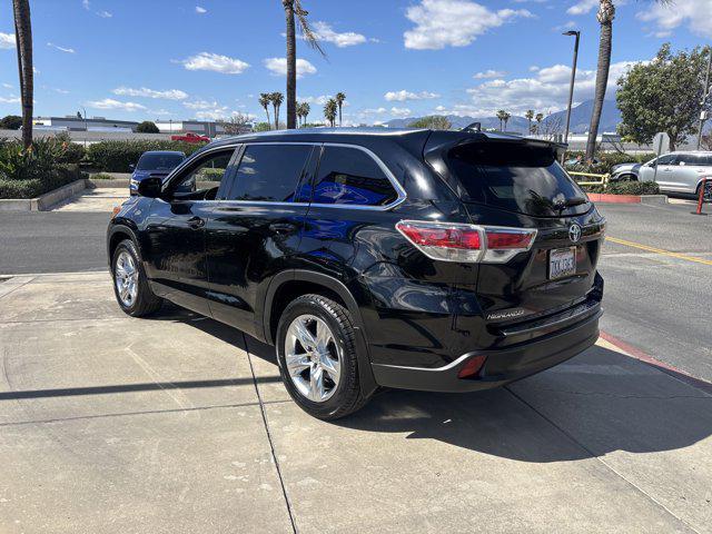 used 2015 Toyota Highlander car, priced at $16,799