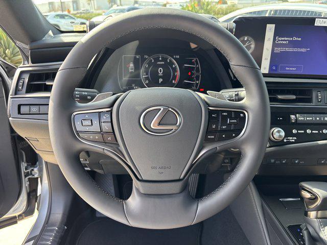 new 2025 Lexus ES 350 car, priced at $50,114