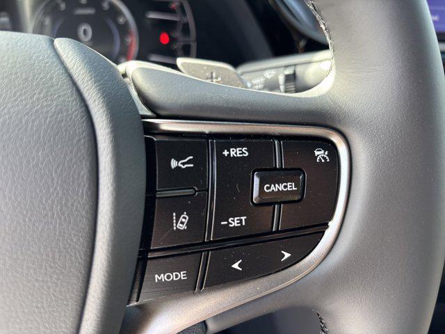 new 2025 Lexus ES 350 car, priced at $50,114