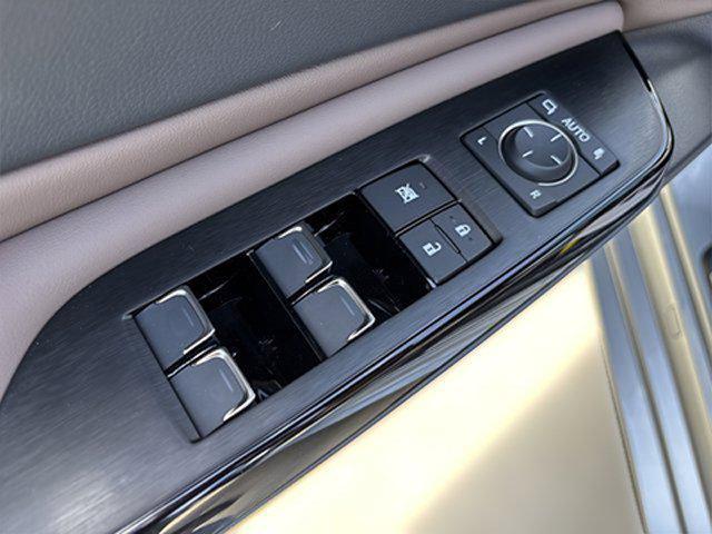 new 2025 Lexus ES 350 car, priced at $50,114