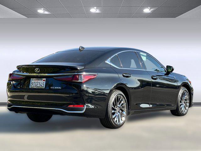 used 2024 Lexus ES 300h car, priced at $42,998
