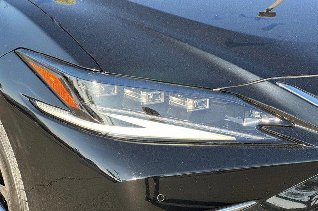 used 2024 Lexus ES 300h car, priced at $42,998