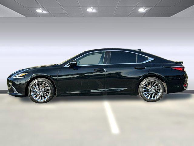 used 2024 Lexus ES 300h car, priced at $42,998