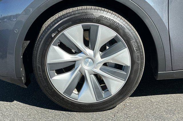 used 2021 Tesla Model Y car, priced at $23,999