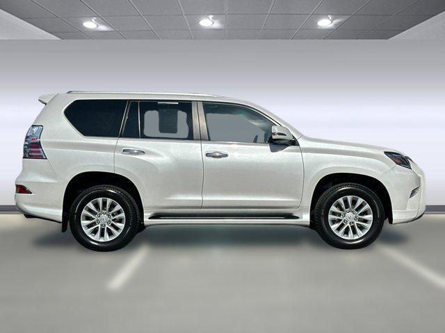 used 2023 Lexus GX 460 car, priced at $55,998