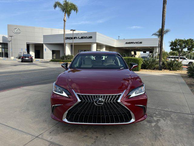 new 2025 Lexus ES 300h car, priced at $48,605