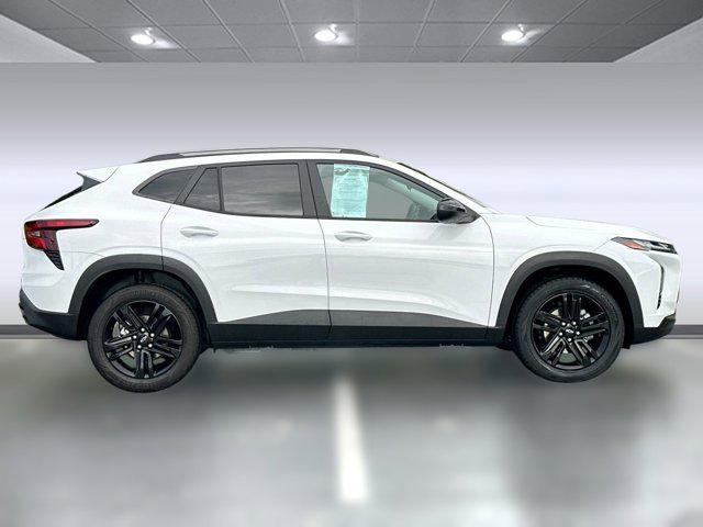 used 2024 Chevrolet Trax car, priced at $20,999