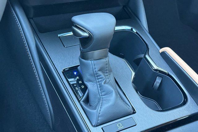 new 2025 Lexus ES 350 car, priced at $44,844