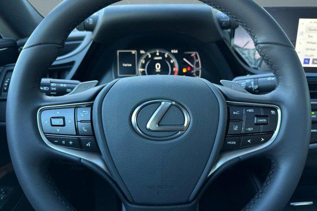 new 2025 Lexus ES 350 car, priced at $44,844