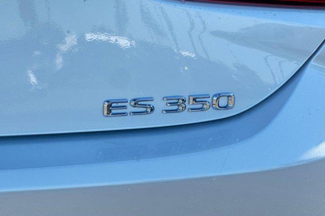 new 2025 Lexus ES 350 car, priced at $44,844