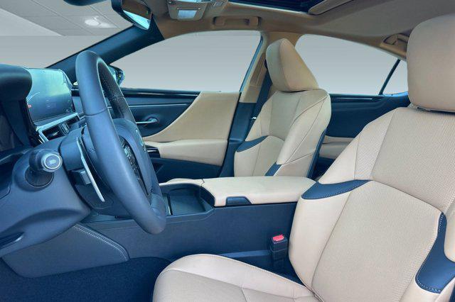 new 2025 Lexus ES 350 car, priced at $44,844