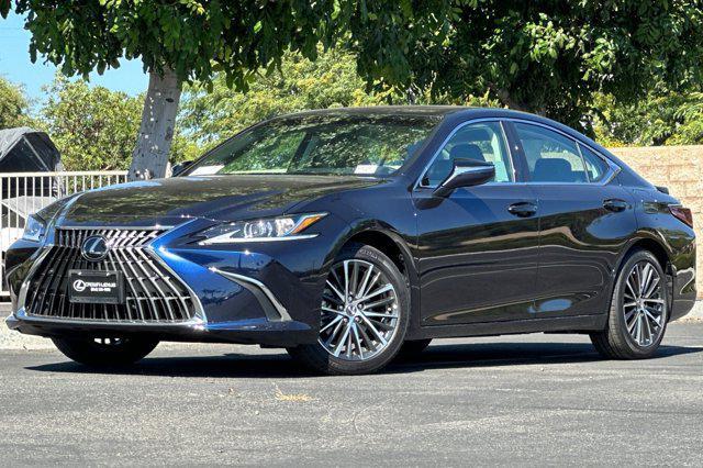 new 2025 Lexus ES 300h car, priced at $48,479