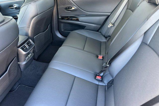 new 2025 Lexus ES 300h car, priced at $48,479