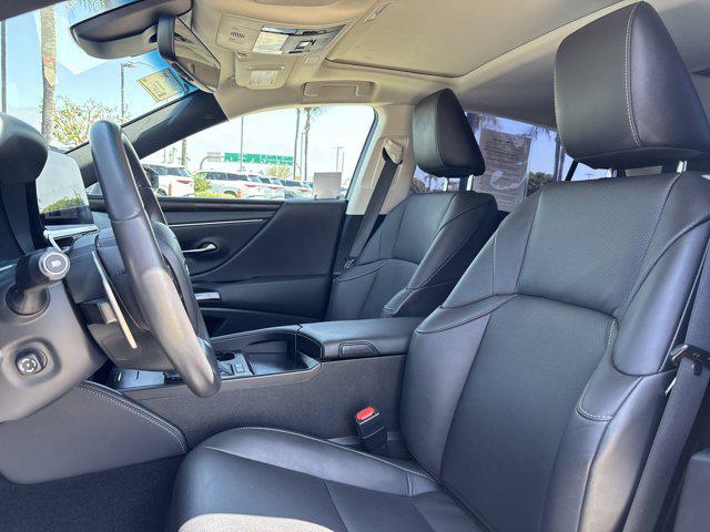 used 2024 Lexus ES 300h car, priced at $39,998